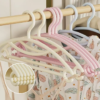 Seamless Anti-slip Durable Hanger Wardrobe Space Saver with Notch Shoulder Pad Durable